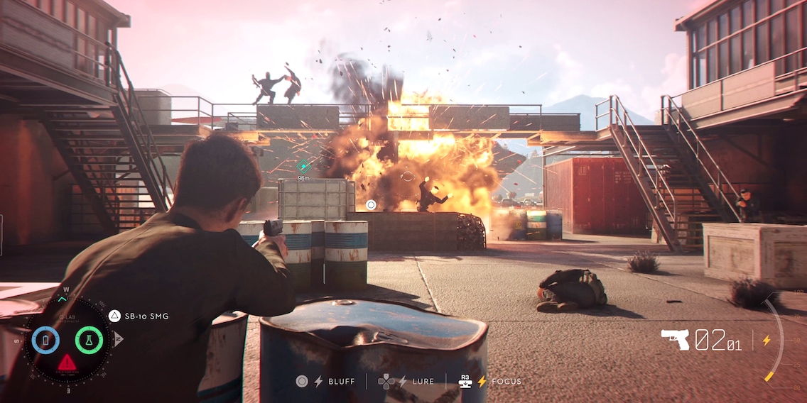 مبارزه تنبهتن جیمز باند در 007 First Light